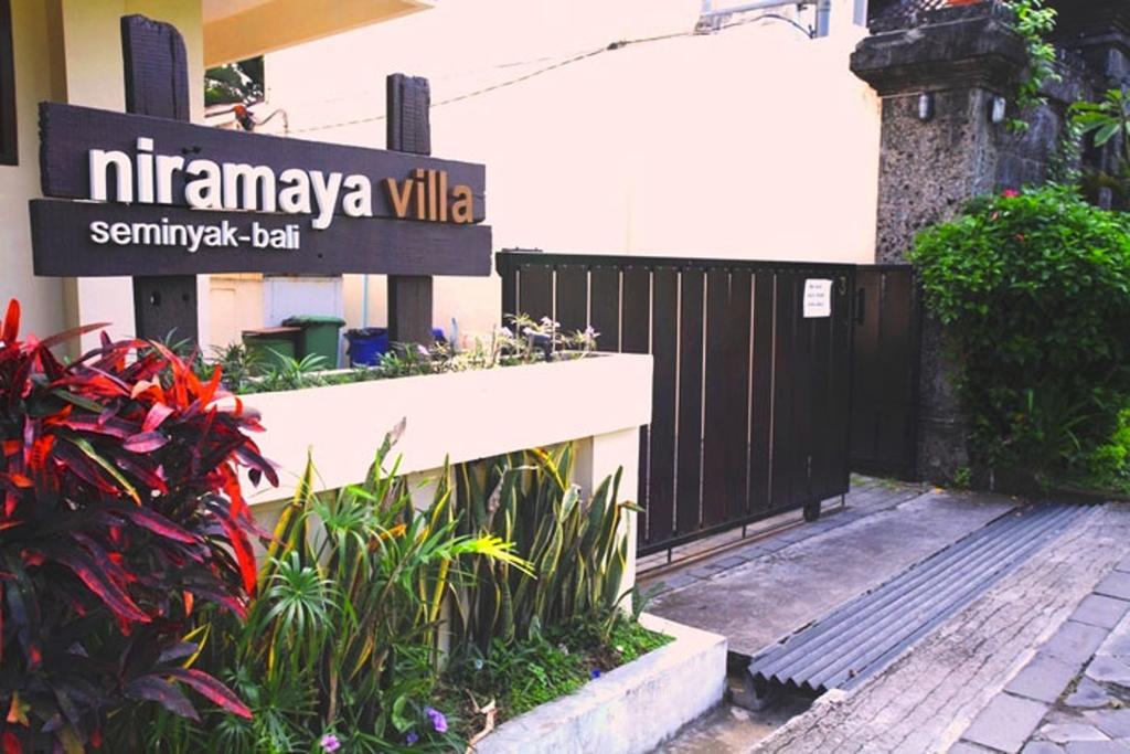 Niramaya Villa Seminyak Exterior foto